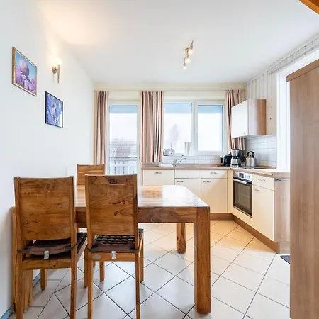 Liebevoll Eingerichtetes Апартаменты Рехлин