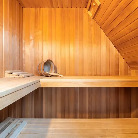 Liebevoll Eingerichtetes Апартаменты *