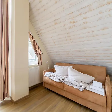 Апартаменты Liebevoll Eingerichtetes Рехлин